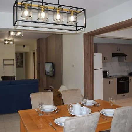 Appartement Trinity Blue Paralímni